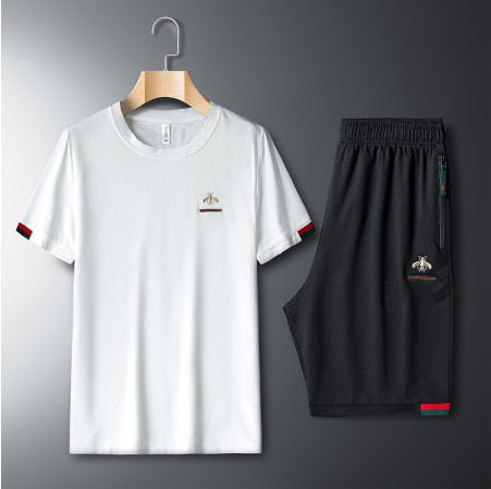 2021 Summer New Sportswear Tracksuit Men Elastic Waist Two Piece Set Embroidery O-neck T Shirt Joggering Sportsuit Clothes Homme