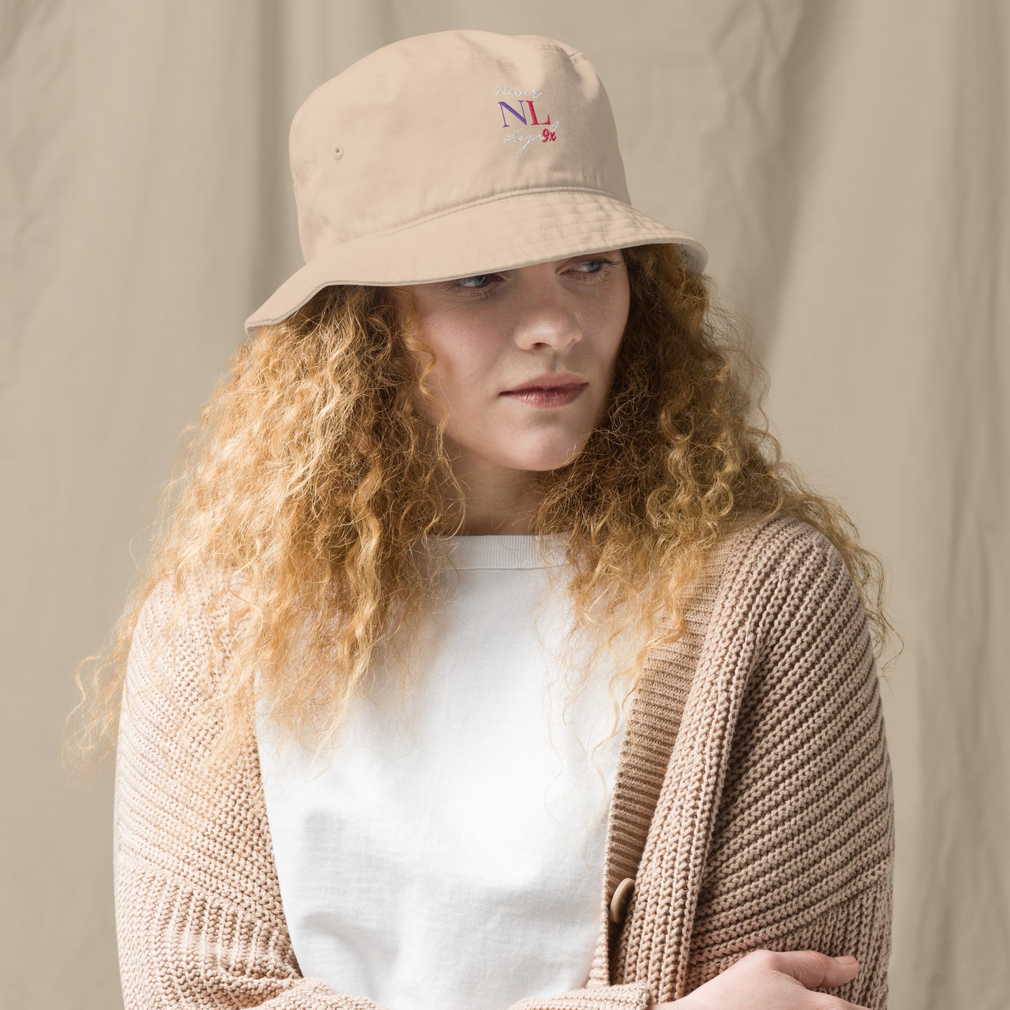 NEVER LEGAL 9X women's-Organic bucket hat